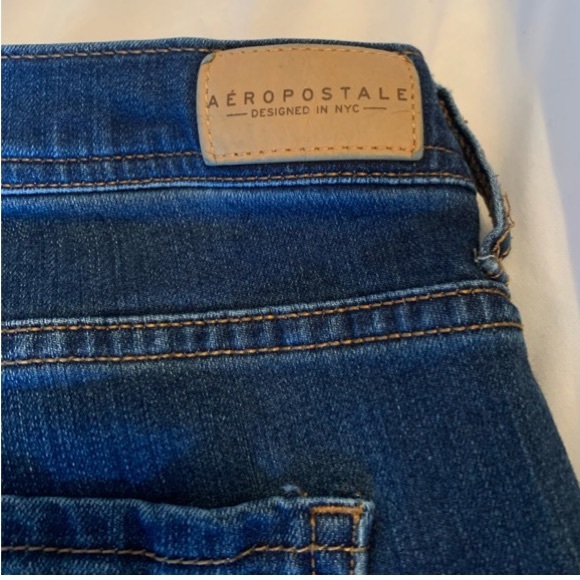 🔥4 for $30 EUC Aeropostale Boot Cut Jeans - Picture 6 of 8